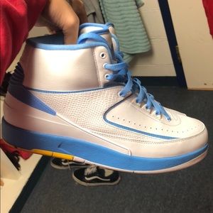 Jordan retro 2s Carmello Anthony
